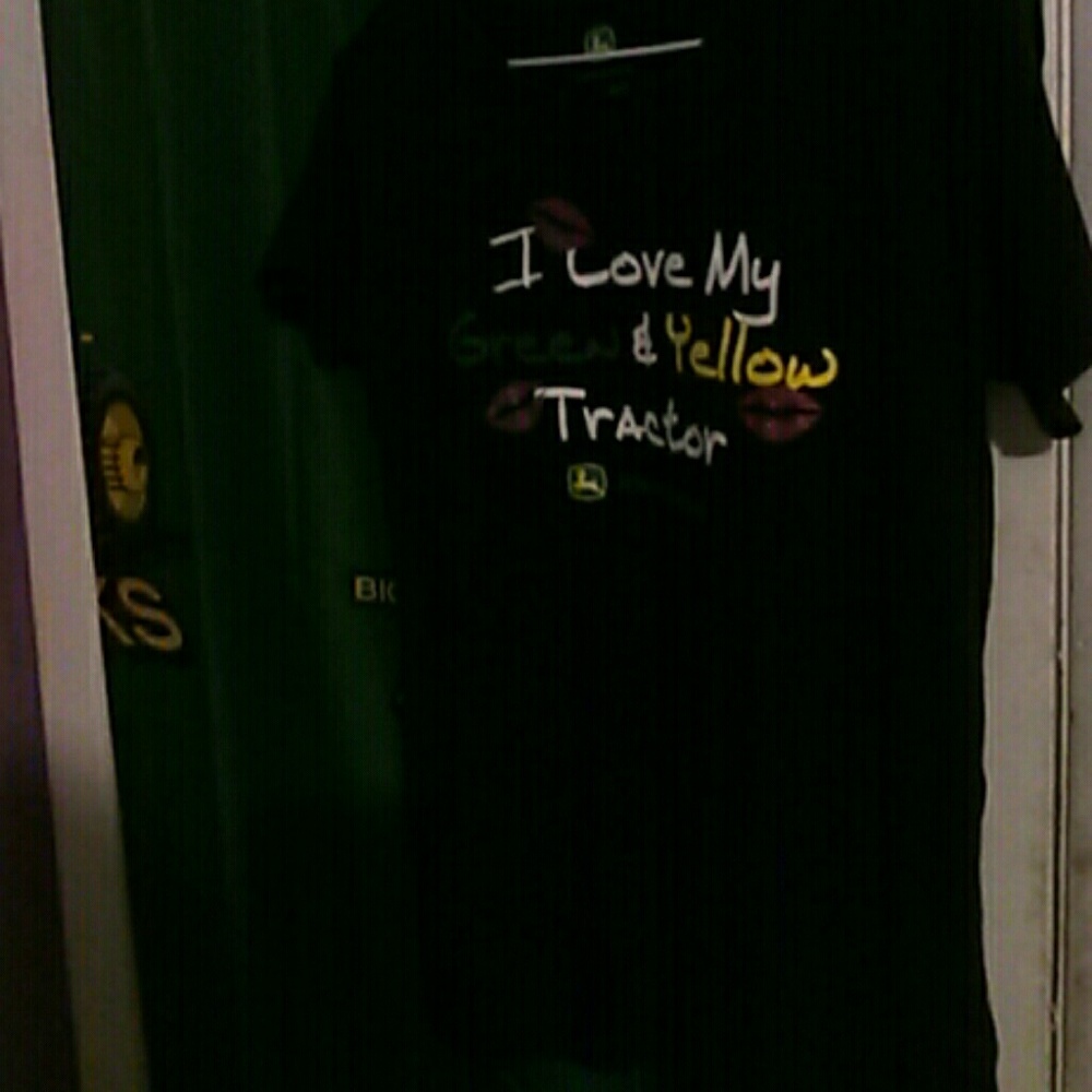 New! John Deere T-shirt